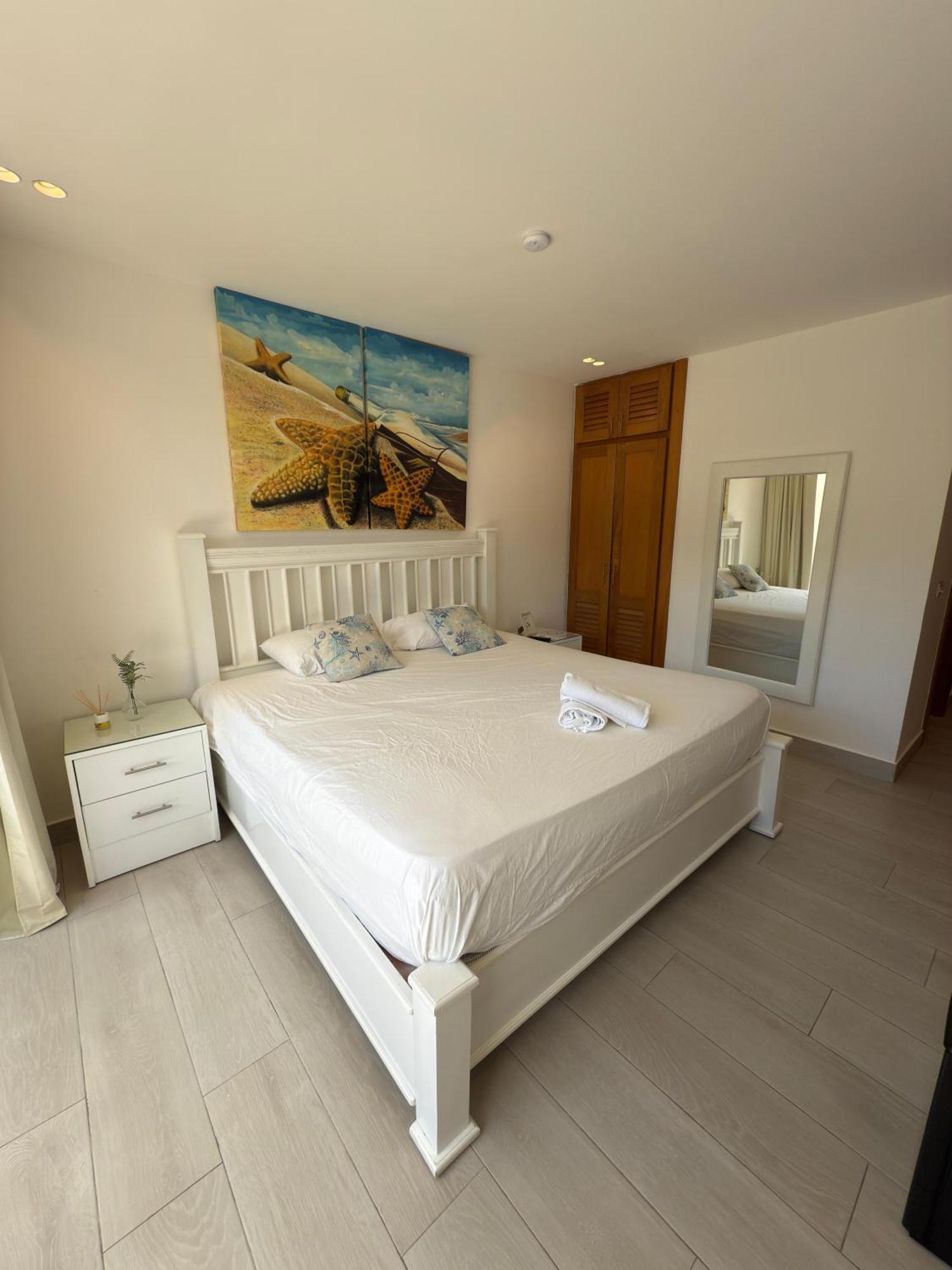 Blue Coast Apartment - Vibe Dominicus La Laguna Bagian luar foto